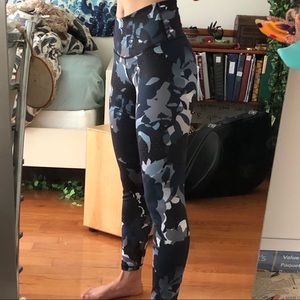 High-waisted Old Navy leggings